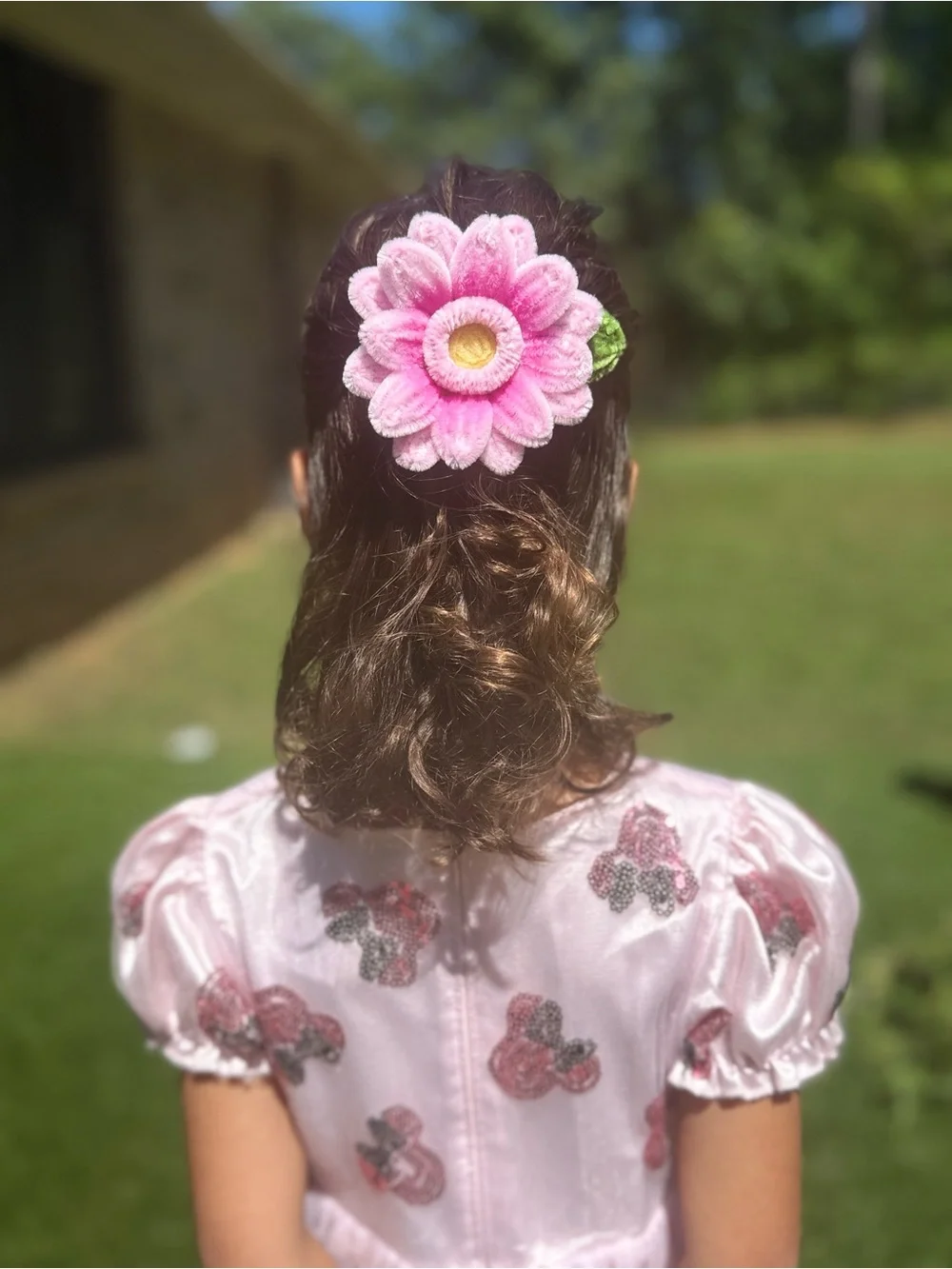 Pink Daisy Flower Hair Clip for Kids with Green Leaf Accent